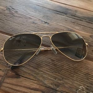 Ray-Ban Aviators.